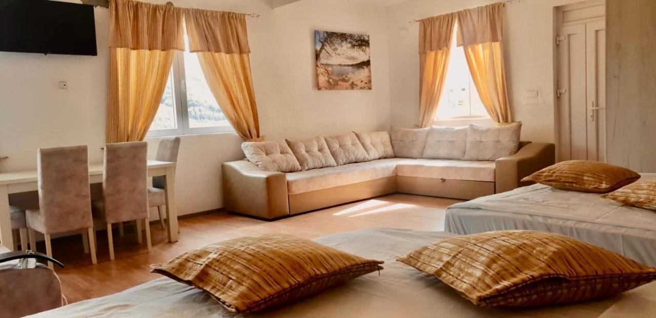 Bali Mountain Resort Montenegro ビイェロ・ポリェ エクステリア 写真