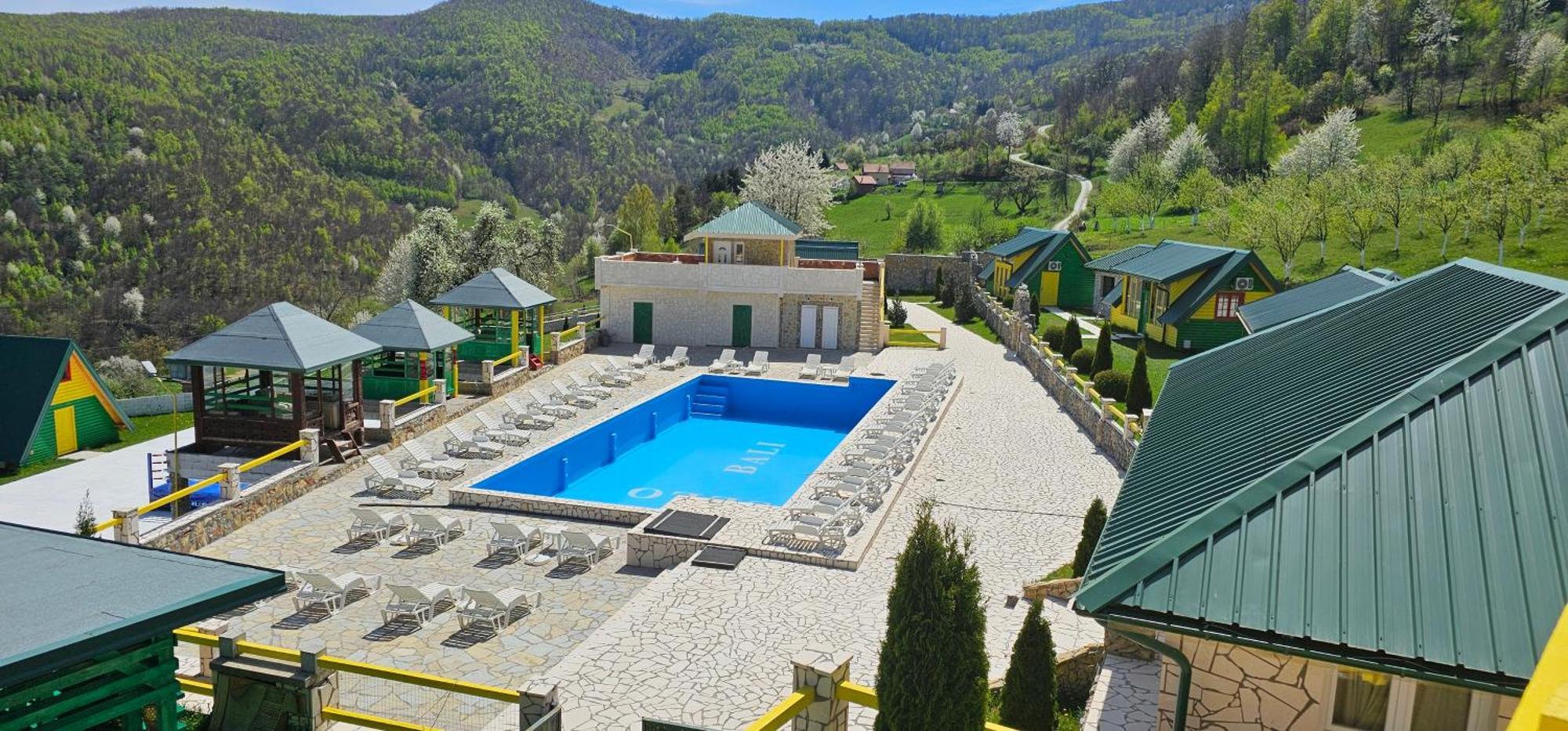 Bali Mountain Resort Montenegro ビイェロ・ポリェ エクステリア 写真