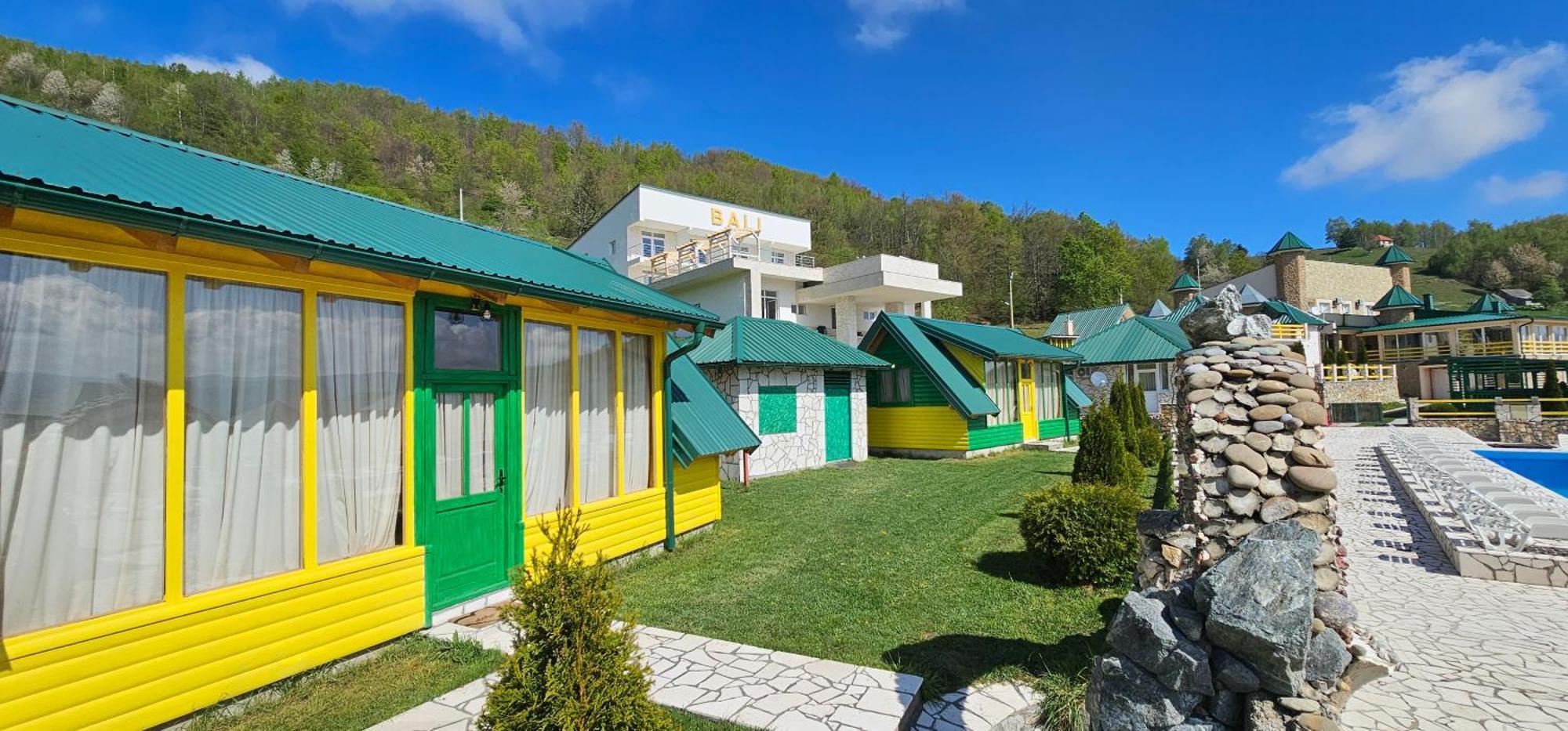 Bali Mountain Resort Montenegro ビイェロ・ポリェ エクステリア 写真