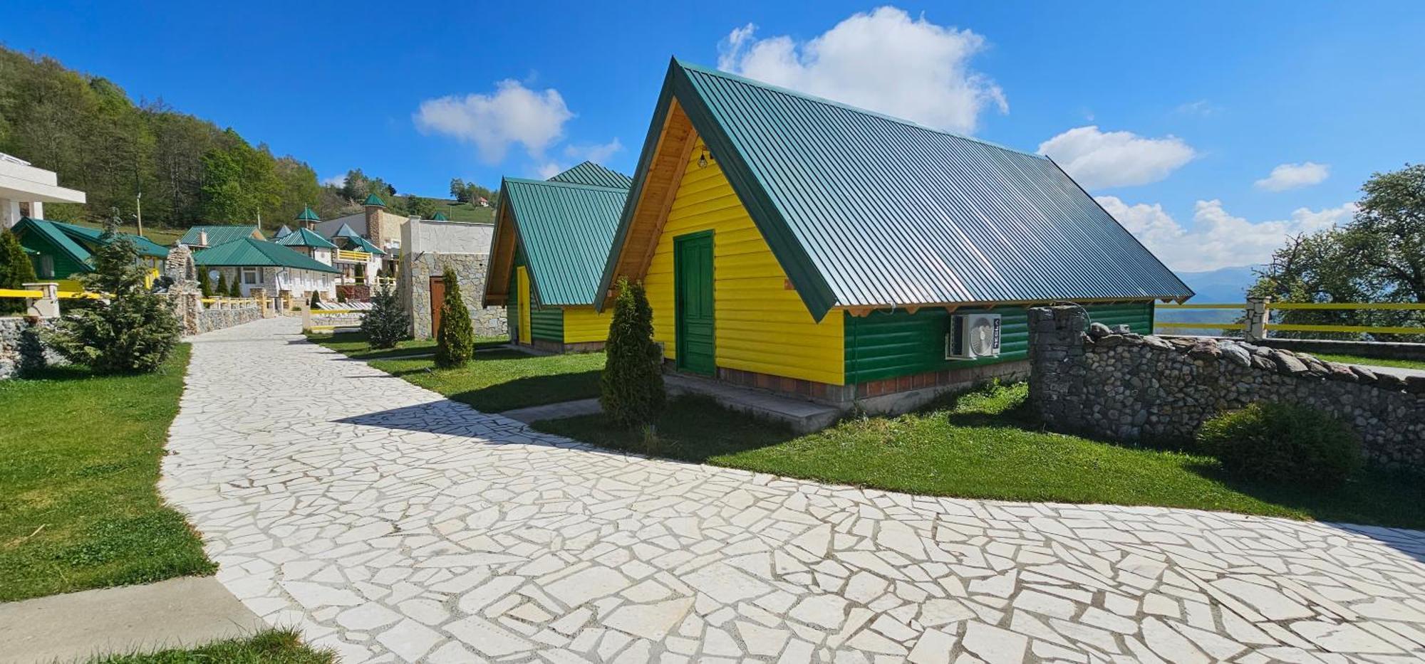Bali Mountain Resort Montenegro ビイェロ・ポリェ エクステリア 写真